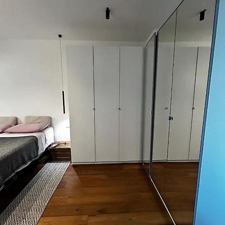 Sea&Cruise Apartment Бари Экстерьер фото