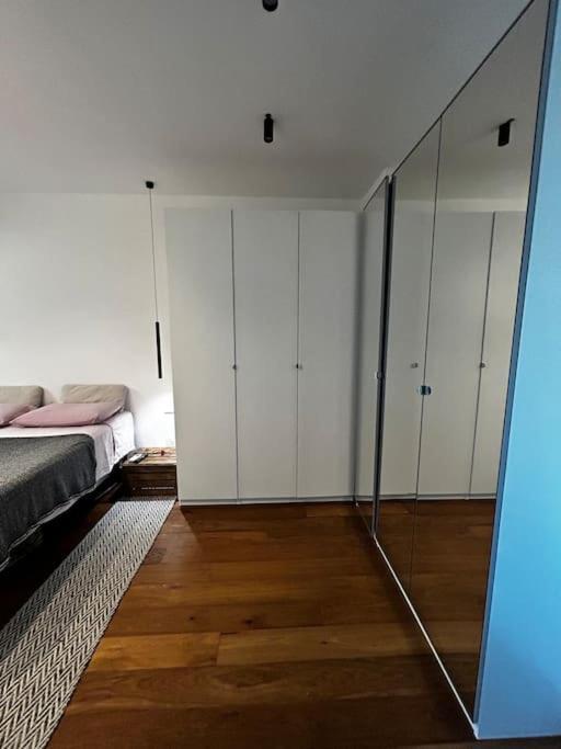 Sea&Cruise Apartment Бари Экстерьер фото