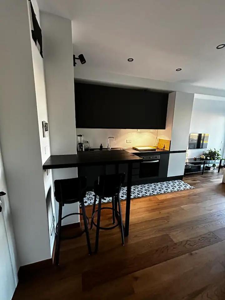 Sea&Cruise Apartment Бари Экстерьер фото